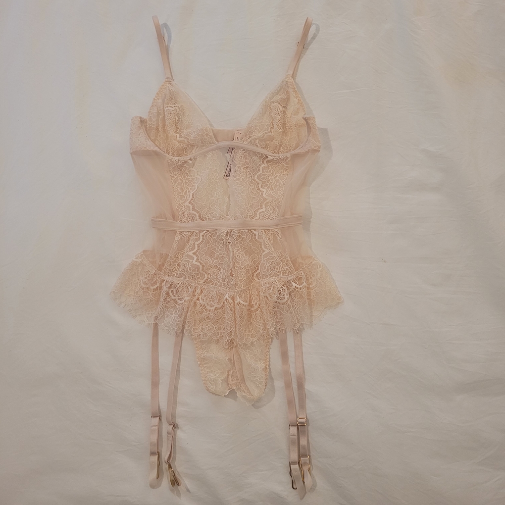 NWT Victoria's Secret Baby Pink Lace Bodysuit